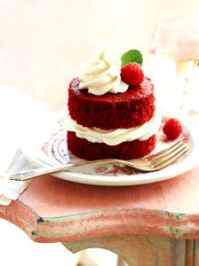 1 dessert Mini Red Velvet Cake