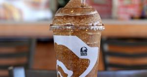1 drink (499 g) Dr. Pepper Vanilla Float Freeze