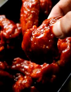 1 "drummette" (mini Drumstick From A Wing) With Sauce Chicken Wing with Hot Pepper Sauce