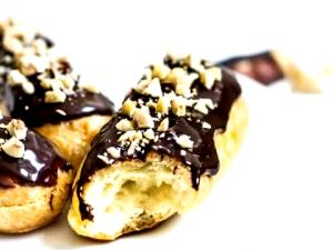 1 Eclair (5" X 2" X 1-3/4") Custard or Cream Filled Eclair (Not Iced)