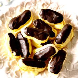 1 eclair (55 g) Mini Eclair