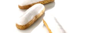 1 eclair (60 g) Vanilla Eclairs
