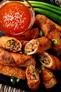 1 egg roll (87 g) Pork Egg Roll