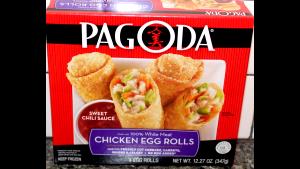 1 egg roll with 1 sauce packet (87 g) White Meat Chicken Egg Rolls with Sauce