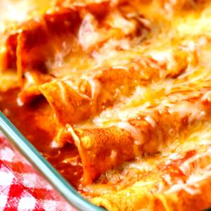 1 enchilada (125 g) Cheese Enchiladas (Rojo)