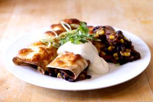 1 enchilada (135 g) Black Bean & Corn Enchiladas