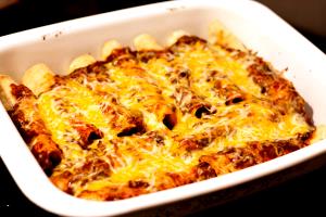 1 Enchilada Enchilada with Cheese and Beef