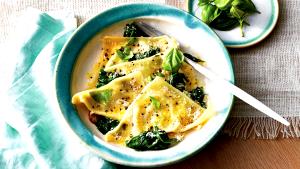 1 entree (422 g) Spinach Ricotta Ravioli