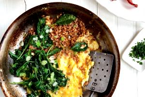 1 Extra Large Egg Omelet or Scrambled Egg with Dark-Green Vegetables