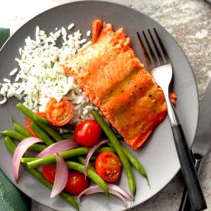 1 filet (142 g) Salmon with Brown Sugar & Pepper