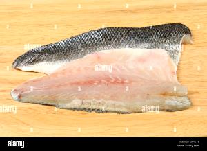 1 Fillet (129.0 G) Sea Bass, raw
