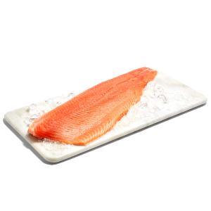 1 fillet (170 g) Atlantic Salmon Center Cut Fillets