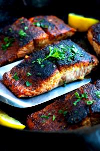 1 fillet (4.1 oz) Blackened Cajun Salmon
