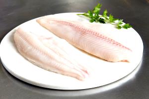 1 Fillet (5-1/4" X 2" X 3/8") Steamed or Poached Catfish