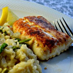 1 Fillet (6-1/2" X 4" X 3/8") Baked or Broiled Haddock