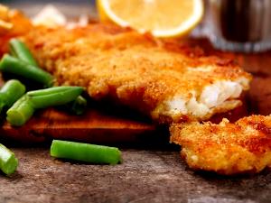 1 Fillet (6-1/4" X 3-1/2" X 3/8") Fried Floured or Breaded Fish