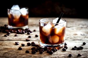1 Fl Oz (no Ice) Black Russian