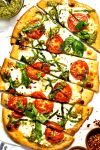1 flatbread Margherita Flatbread