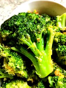 1 Floweret Cooked Broccoli (from Frozen)