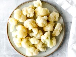 1 Floweret Cooked Cauliflower (from Fresh, Fat Not Added in Cooking)