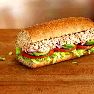 1 footlong Tuna Sub