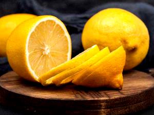 1 Fruit (2-3/8" Dia) Lemon