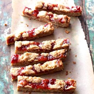 1 Fruit Booster Fruit Filled Cookie Bar