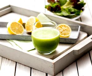 1 Glass Green Glow Cucumber-Pear Juice