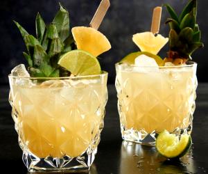 1 Glass Pineapple Ginger Zinger