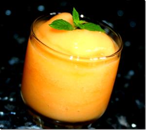 1 glass The Wallaby Darned