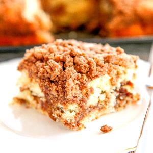 1 Individual Cinnamon Coffeecake (with Crumb Topping, Enriched)