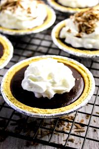1 Individual Pie Pudding Pie with Chocolate Coating (Flavors Other Than Chocolate, Individual Size)