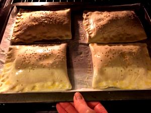 1 knish (128 g) Potato Knishes