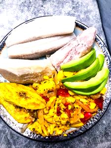 1 Large Cooked Green Banana in Salt Water