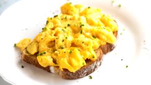 1 Large Creamed Egg