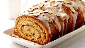 1 Large Frosted Sweet Fruit and Nuts Roll