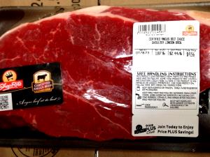 1 Lb Beef Chuck (Shoulder Tender Medallion, Trimmed to 0" Fat, Select Grade, Cooked, Grilled)