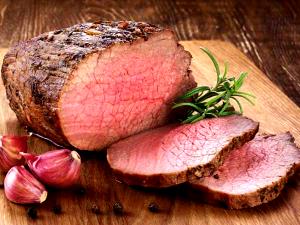 1 Lb Beef Top Round (Lean Only, Trimmed to 0" Fat, Choice Grade, Cooked, Braised)
