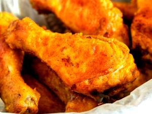 1 Lb Chicken Drumstick Meat and Skin (Broilers or Fryers, Batter, Fried, Cooked)