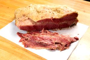 1 Lb Corned Beef Brisket (Cured)