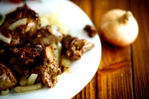 1 Lb Lamb Liver (Cooked, Pan-Fried)