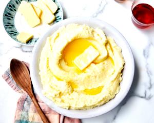 1 Lb Mashed Potatoes (Whole Milk and Margarine Added)
