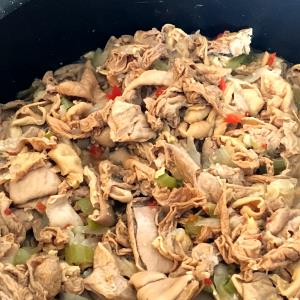 1 Lb Pork Chitterlings (Cooked, Simmered)
