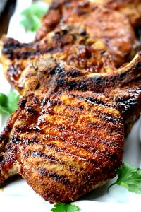 1 Lb Pork Chops (Center Rib, Boneless, Cooked, Broiled)