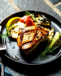 1 Lb Swordfish (Cooked, Dry Heat)