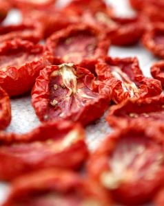1 link (68 g) Sun-Dried Tomato & Asiago Cheese Chicken Sausage