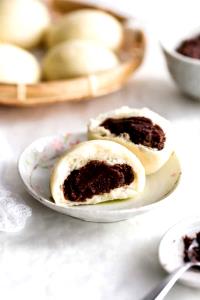 1 Manapua Sweet Bread Dough filled with Bean Paste (Meatless, Steamed)