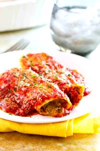 1 Manicotti Cheese Filled Manicotti with Meat Sauce