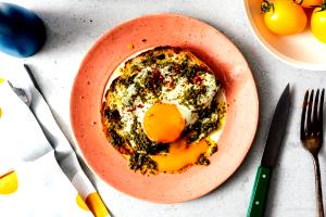 1 meal (193 g) Pesto Egg & Cheese Pizza