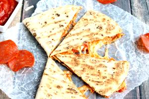 1 Meal Pepperoni Pizza Lunch